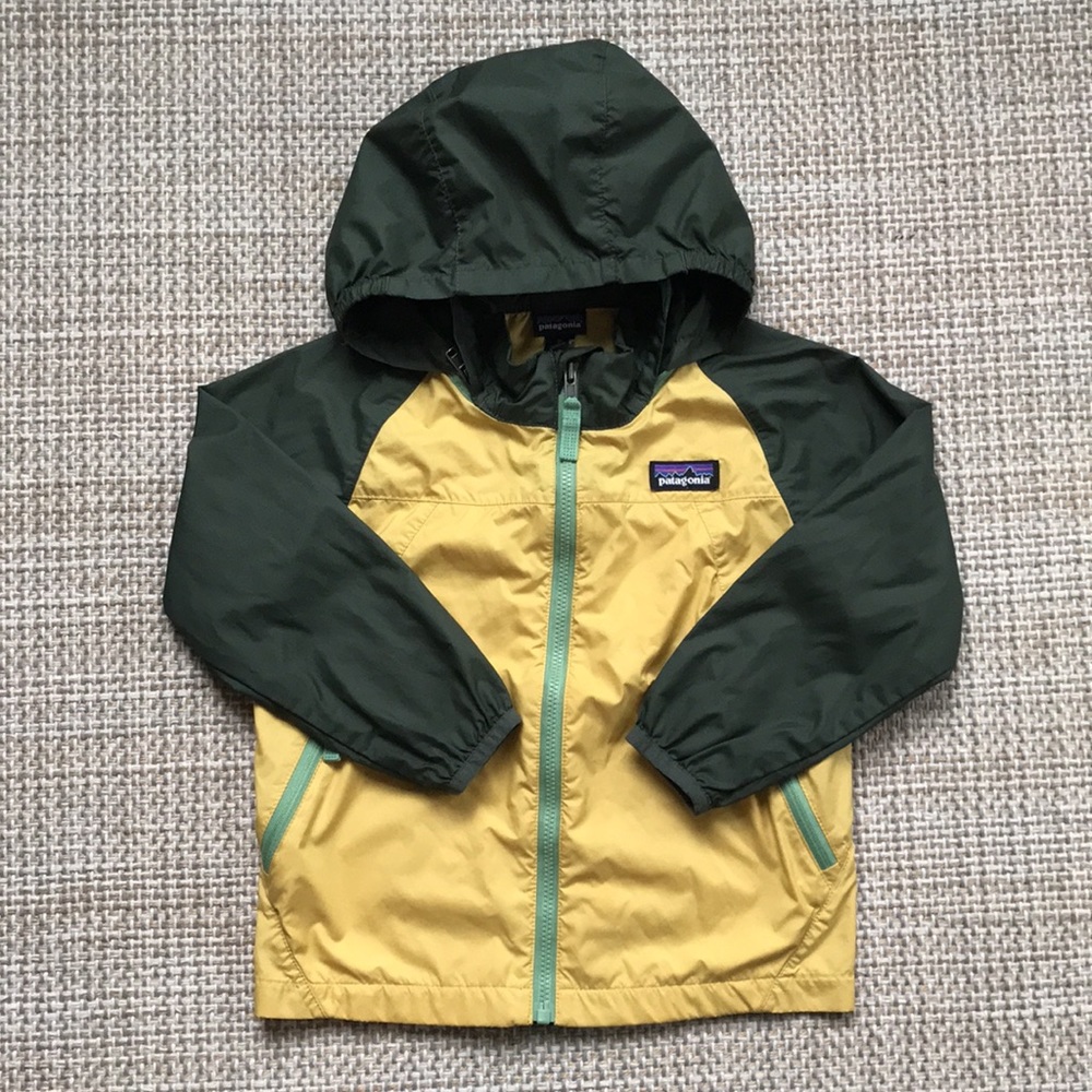 Patagonia Windbreaker (size 2T)